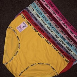 شورت نخی زنانه کش لاو مارک تیشین یا نهال سابق ( جین ۱۲ تایی )